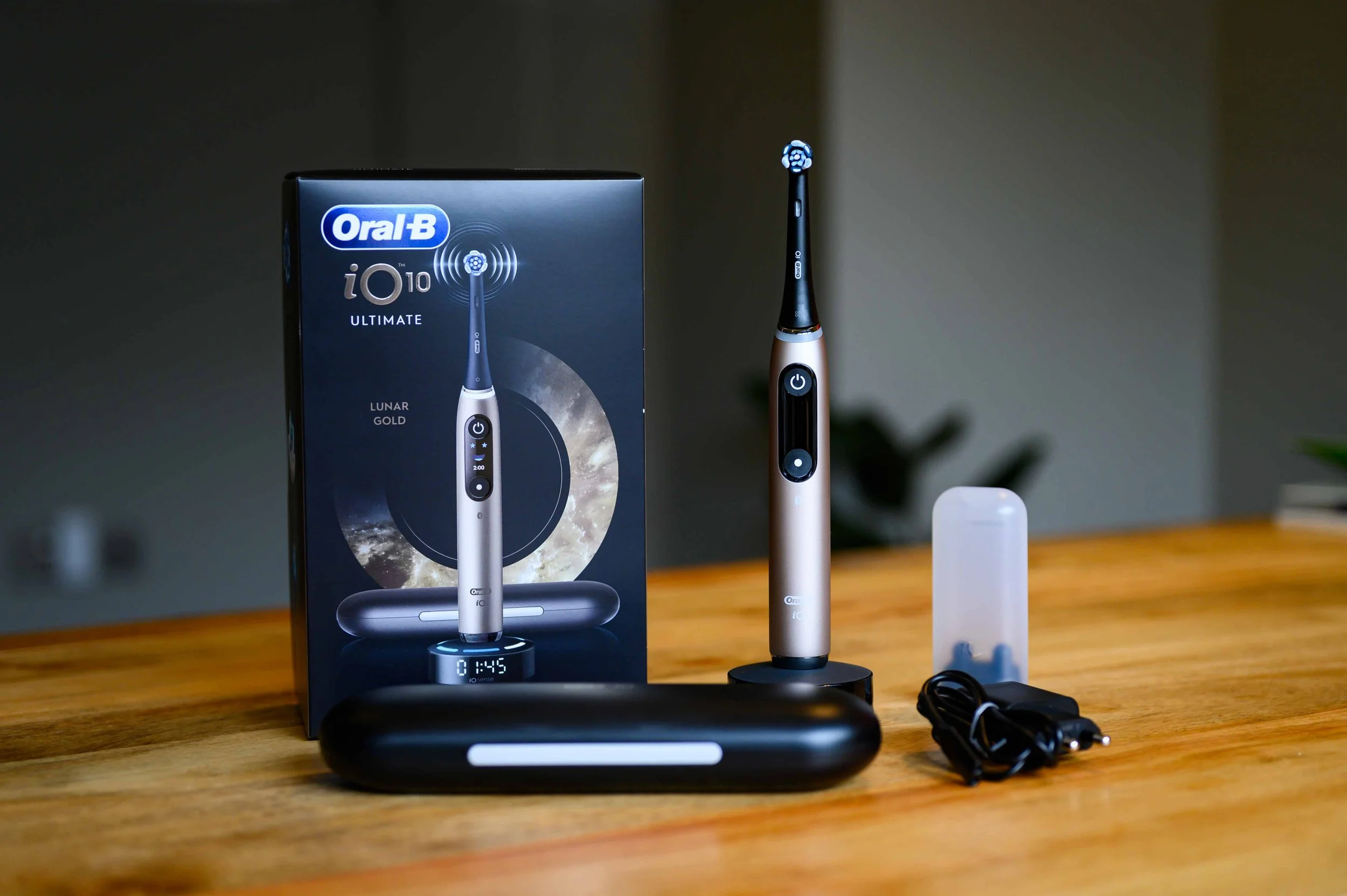 Oral-B iO10 Dentist Review - The World's Smartest Toothbrush (2025